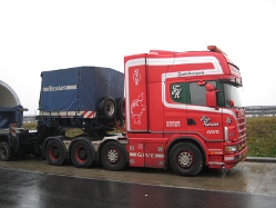 Scania-164-L-580-Hansen-Cymbaluk-171207-01