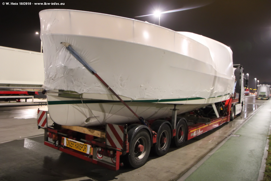 MB-Actros-MP2-1850-KLU-S-281010-02.jpg