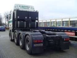 MAN-TGA-XXL-Koepke-PvUrk-130505-01