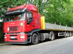 Iveco-Stralis-AS-440-S-48-Kronschnabel-Hensing-140407-02