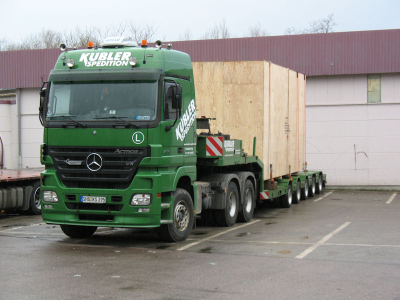MB-Actros-MP2-2558-Kuebler-Zweigart-270309-02.jpg - Jochen Zweigart