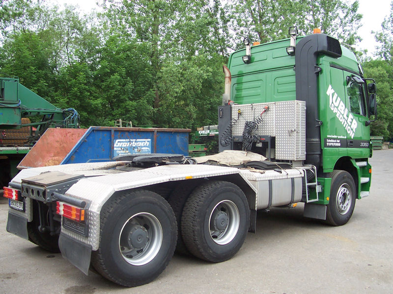 MB-Actros-3353-Kuebler-Kehrbeck-060807-05.jpg