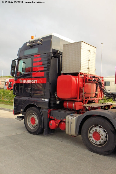 MAN-TGX-41540-DE-Mammoet-1-040510-05.jpg