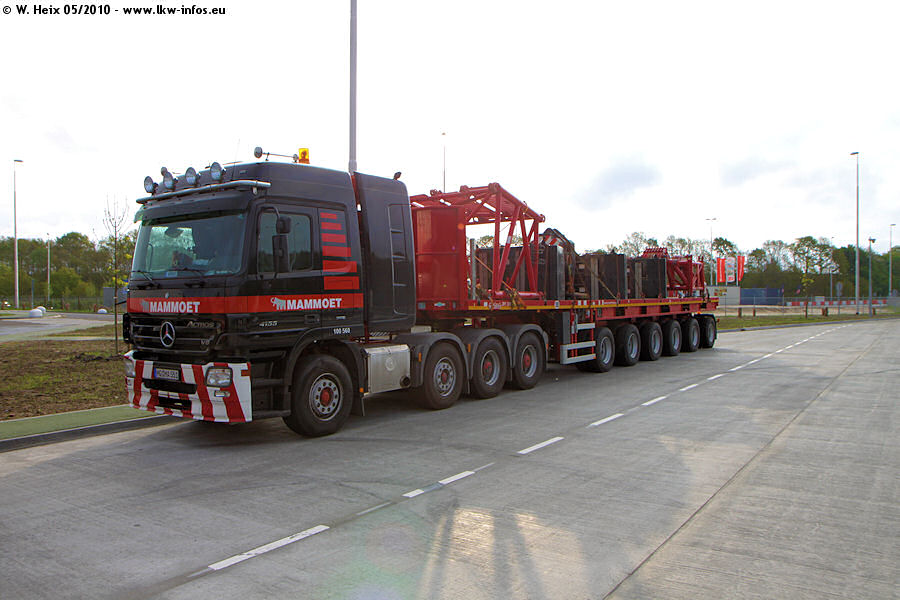 MB-Actros-4155-SLT-DE-Mammoet-040510-01.jpg
