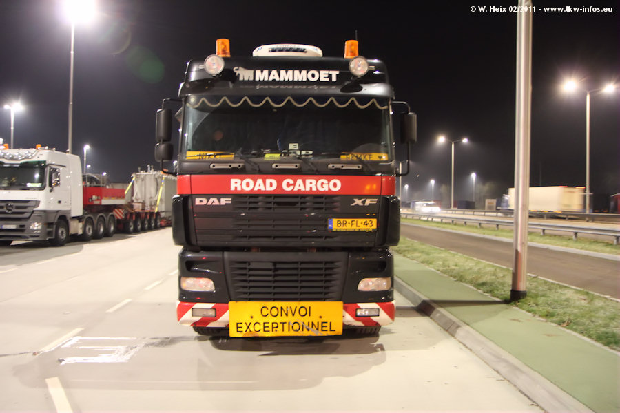 DAF-XF-95530-MRC-100211-07.jpg