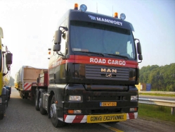 MAN-TGA-Mammoet-Bursch-080606-02