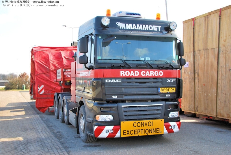 DAF-XF-105510-Mammoet-140209-10.jpg