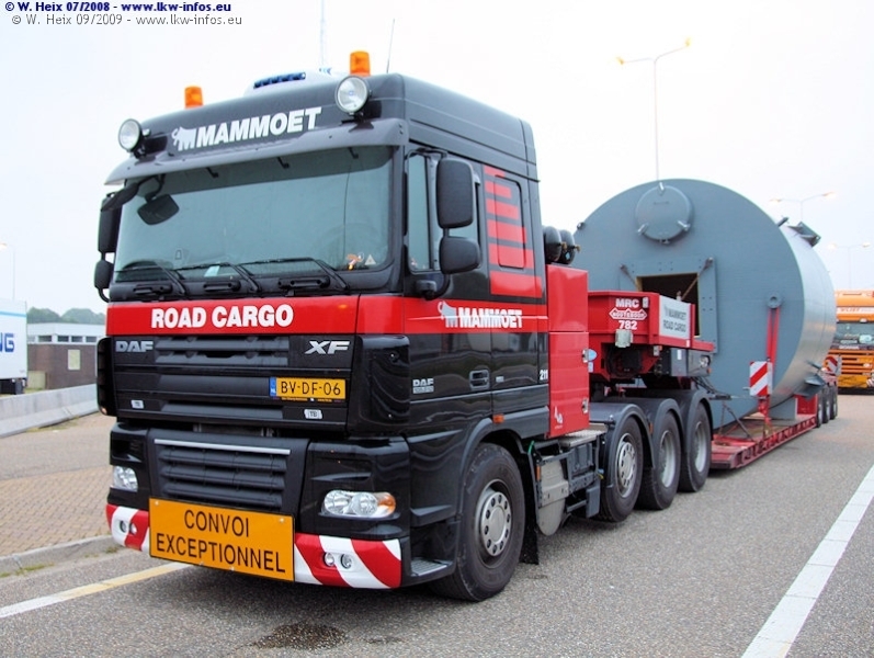 DAF-XF-105510-Mammoet-160708-03.jpg