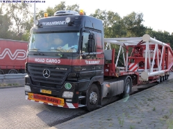 MB-Actros-MP2-1844-Mammoet-130808-02