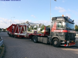 MB-Actros-MP2-1844-Mammoet-130808-03