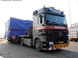 MB-Actros-MP2-1844-Mammoet-031008-02