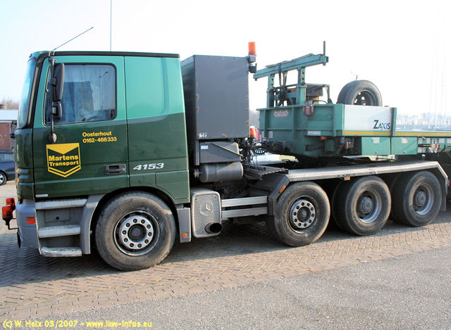 MB-Actros-4153-Mertens-150307-03.jpg