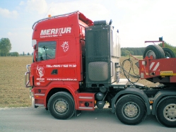 Scania-R-580-Merkur-Badzong-100407-02