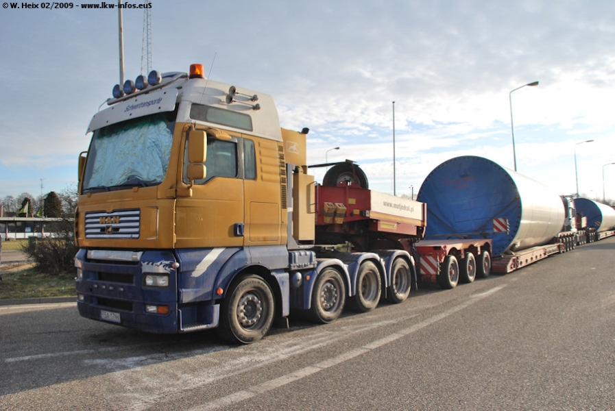 MAN-TGA-41530-XXL-Mutjedral-180209-03.jpg