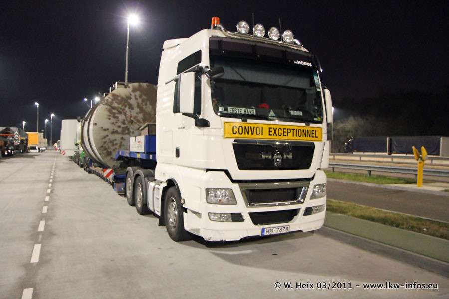 MAN-TGX-26480-Nodus-090311-04.JPG