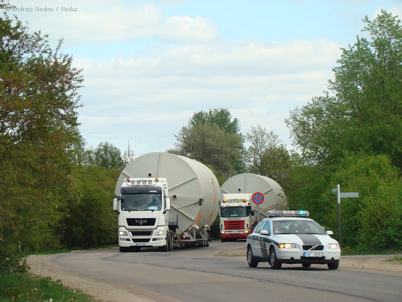 MAN-TGX-26480-Nodus-Rodins-210508-02.jpg