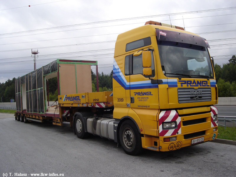 MAN-TGA-XXL-Prangl-Halasz-290711-02.jpg