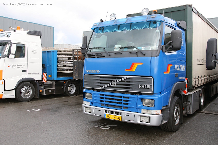 Volvo-FH12-380-Pultrum-070908-02.jpg