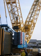 Demag-CC-2800-1-Sarens-Badzong-100407-02-H