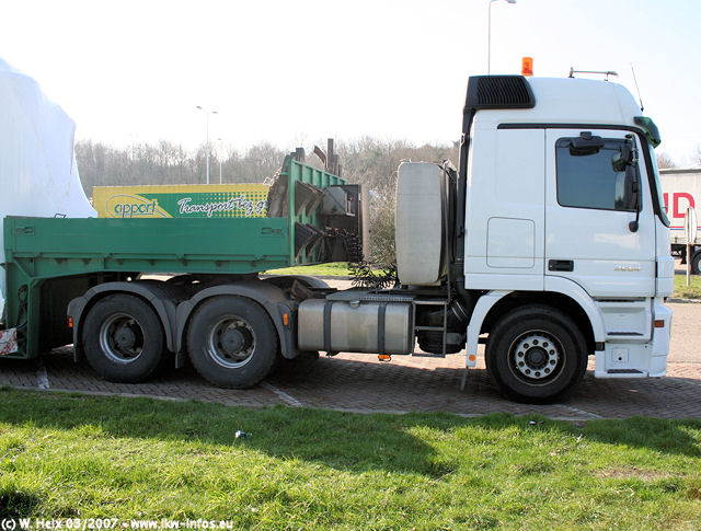 MB-Actros-MP2-2654-Schwandner-110307-11.jpg
