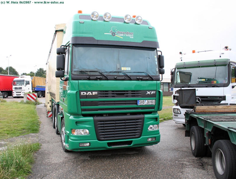 DAF-XF-95530-Schwandner-040707-07.jpg