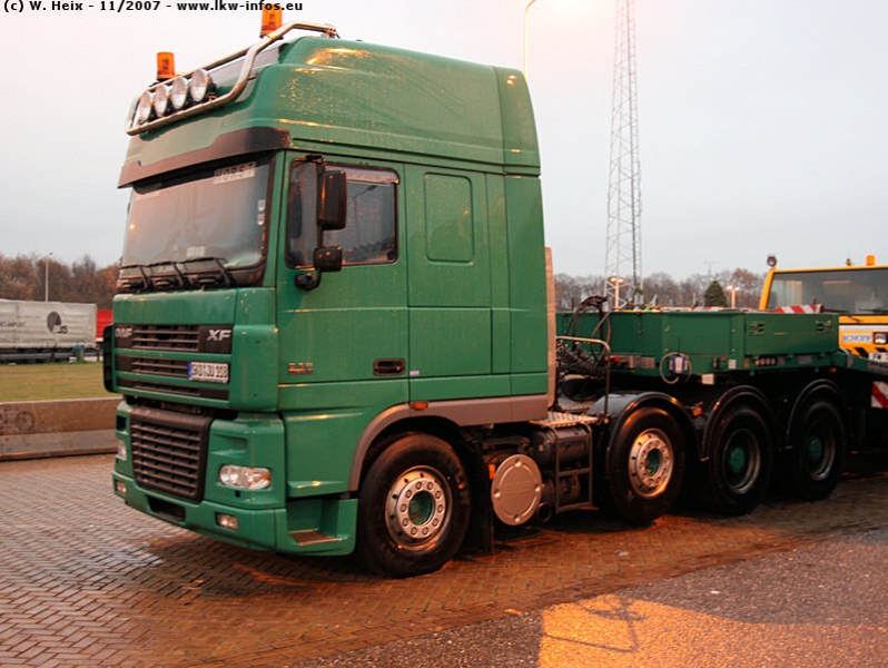 DAF-XF-95530-Schwandner-281107-07.jpg