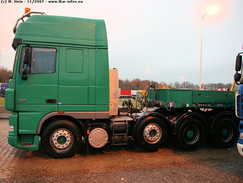 DAF-XF-95530-Schwandner-281107-08.jpg