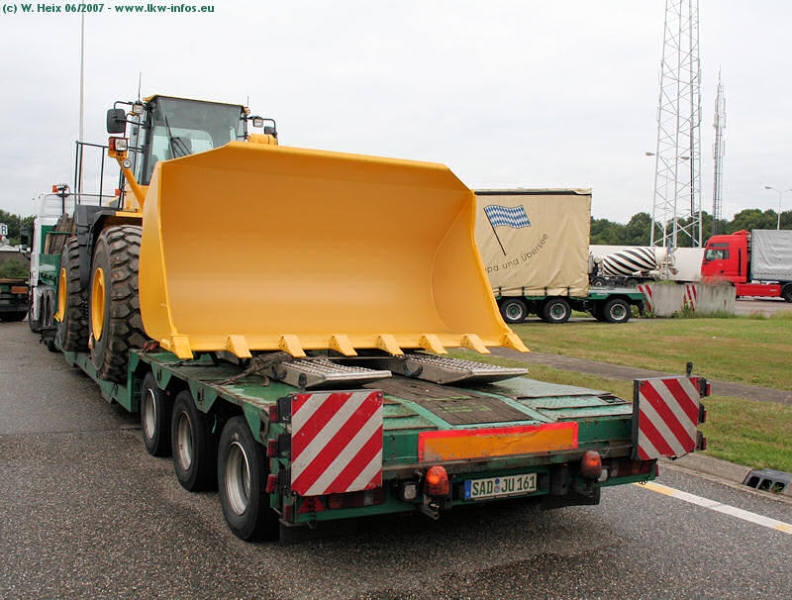 MB-Actros-MP2-2654-Schwandner-030707-05.jpg