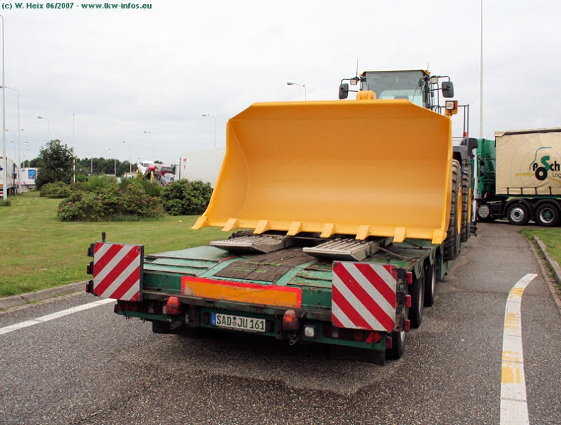 MB-Actros-MP2-2654-Schwandner-030707-06.jpg