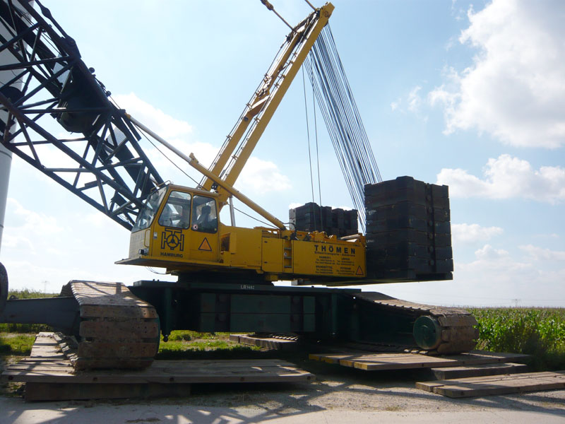 Liebherr-LR-1400-Thoemen-Schlottmann-200811-02.jpg - S. Schlottmann