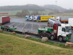 MB-Actros-Tirol-Trans-Holz-021204-5