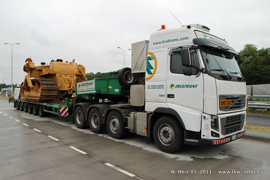 Volvo-FH16-II-580-Tiroltrans-170511-05.JPG