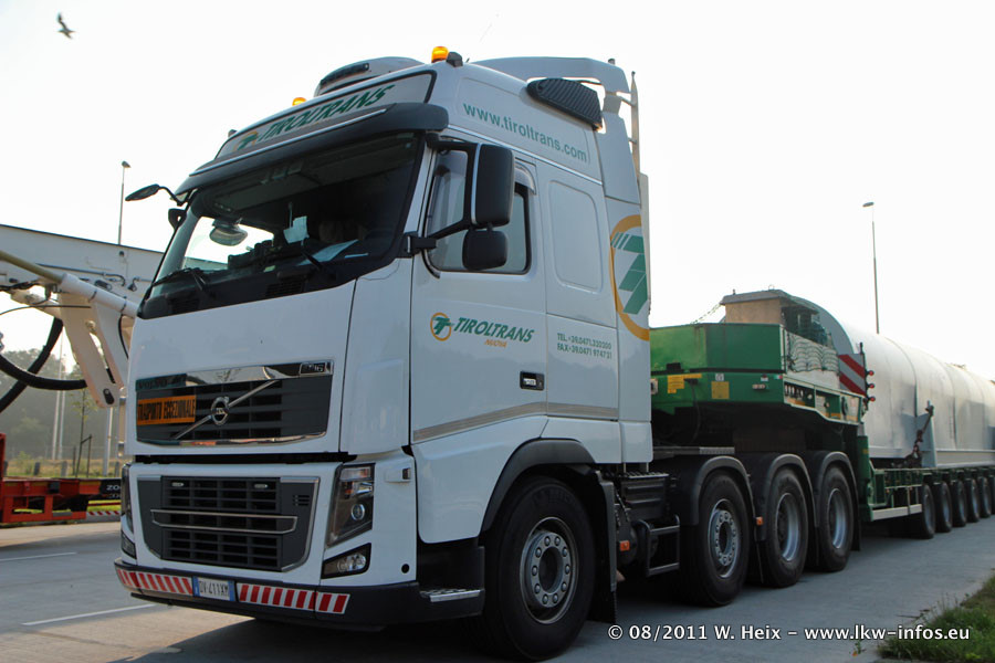 Volvo-FH16-II-Tiroltrans-040811-07.JPG