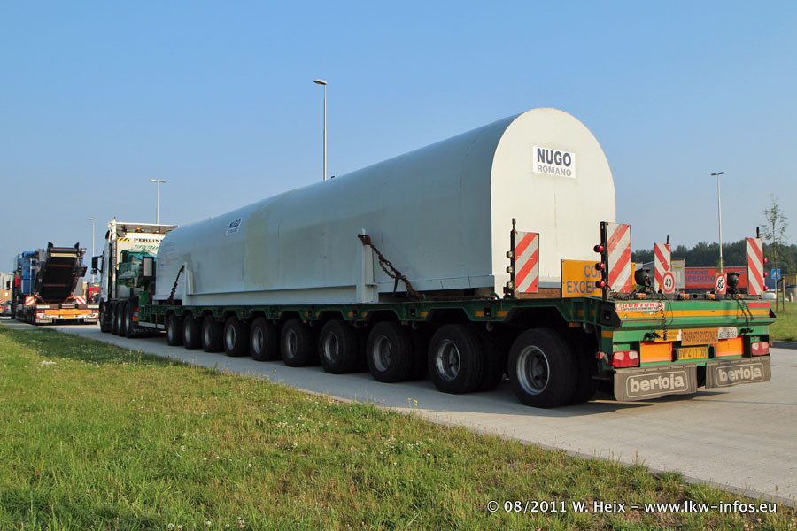Volvo-FH16-II-Tiroltrans-040811-13.JPG