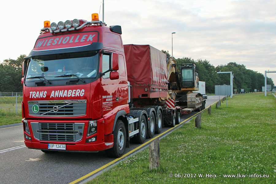 Volvo-FH16-II-700-Trans-Annaberg-270612-05.jpg