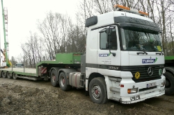 MB-Actros-3353-Turek-Vorechovsky-040410-01