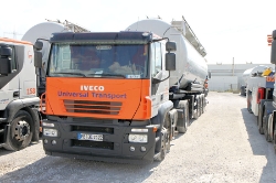 Universal-Transport-290809-065