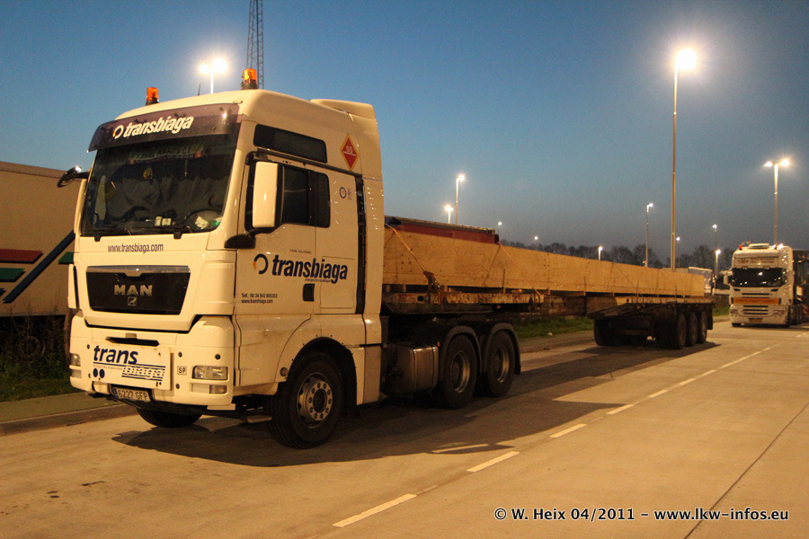 MAN-TGX-33480-Transbiaga-070411-01.jpg