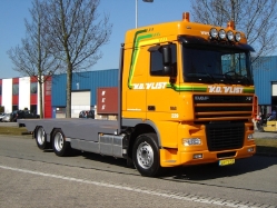 DAF-XF-vdVlist-229-de-Jongste-260708-01
