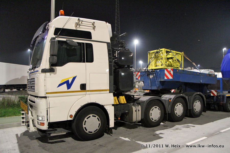 MAN-TGA-41680-Voss-091111-05.jpg