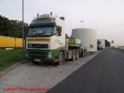 Volvo-FH-Vossmann-Koster-121210-01