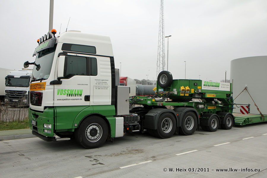 MAN-TGX-26480-9032-Vossmann-090311-04.JPG