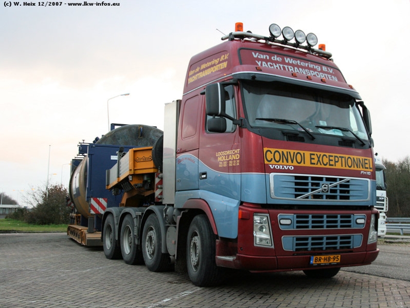 Volvo-FH16-610-vdWetering-061207-13.jpg