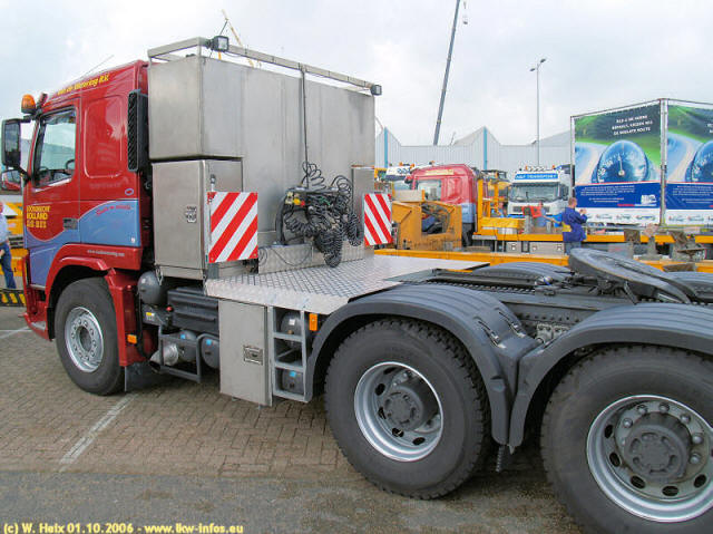 Volvo-FM-480-vdWetering-021006-03.jpg