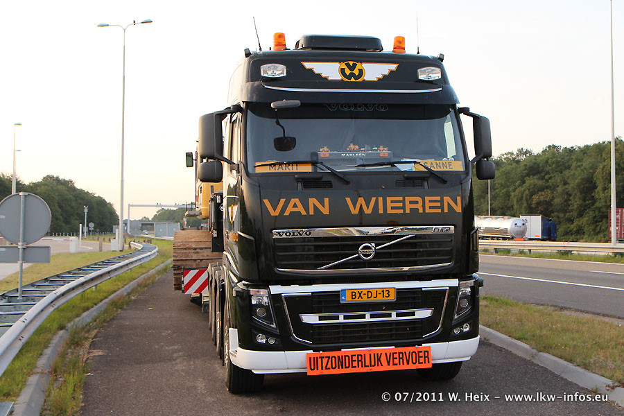 Volvo-FH16-II-700-van-Wieren-130711-02.jpg