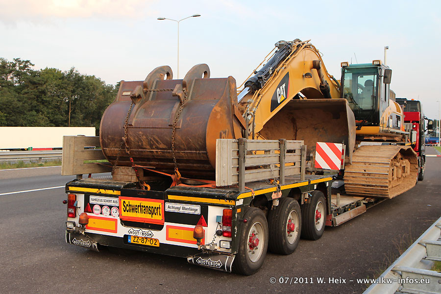 Volvo-FH16-II-700-van-Wieren-130711-08.jpg