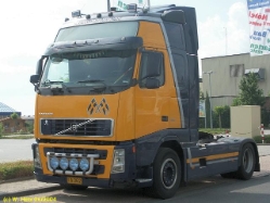 Volvo-FH12-460-Adams-Falux-200604-2