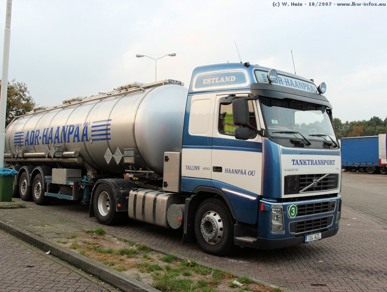 Volvo-FH-400-ADR-171007-05.jpg