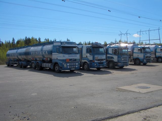 Volvo-Sisu-Scania-ADR-Hagen-270705-02.jpg - Matthias Hagen
