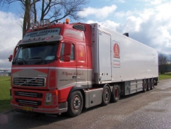 Volvo-FH12-460-PBA-Iden-140506-01